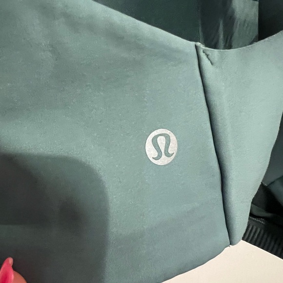 Lululemon AirSupport Bra High Support, 36DD Tidewater Teal / Vapor - Picture 9 of 13